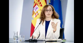 El Gobierno devuelve la cobertura sanitaria a los inmigrantes en situación irregular