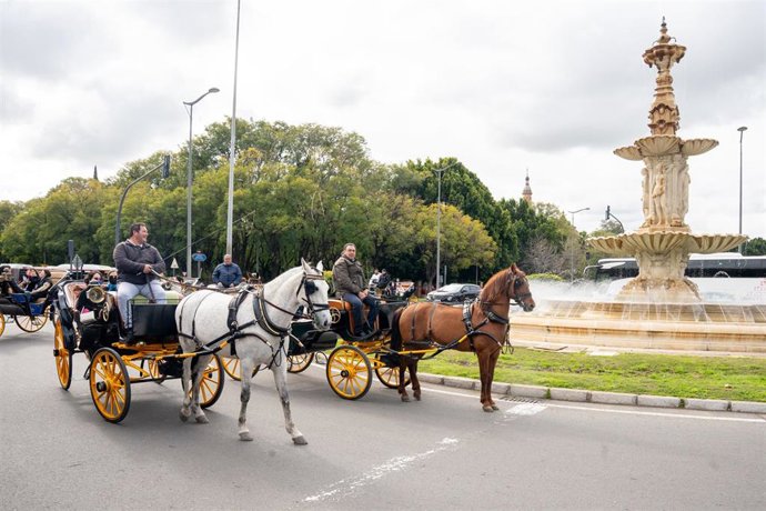 Coches de caballos en el Prado de San Sebastián de Sevilla