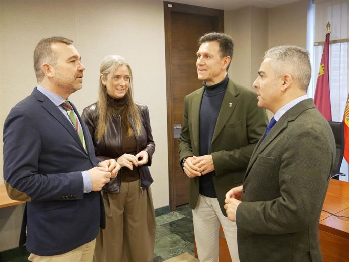 Archivo - Comisión de Asuntos Generales de la Asamblea Regional