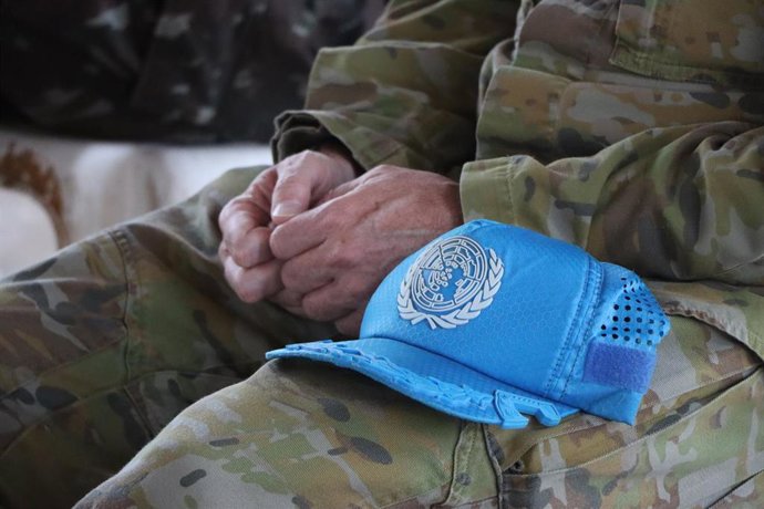 Archivo - Un oficial de la misión de la ONU en Sudán del Sur durante una reunión en enero de 2026