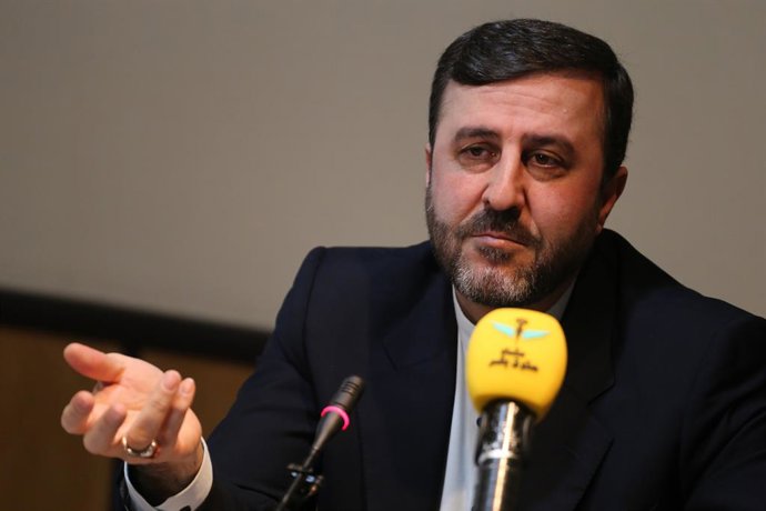 Archivo - Arquivo - 15 de fevereiro de 2023, Teerã, Teerã, Irã: O vice-presidente do Poder Judiciário iraniano para Assuntos Internacionais e secretário-geral iraniano do Conselho Superior de Direitos Humanos, KAZEM GHARIBABADI, fala durante uma reunião c