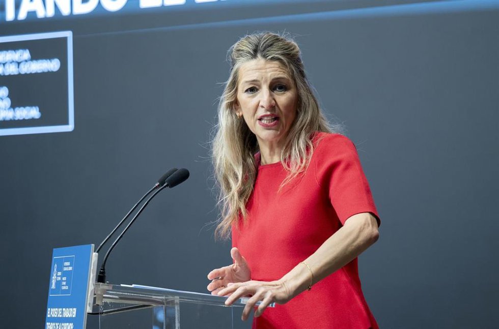 La  vicepresidenta segunda del Gobierno y ministra de Trabajo y Economía Social, Yolanda Díaz, clausura las jornadas El poder del trabajo en tiempos de algoritmos, a 5 de marzo de 2026, en Madrid (España). 