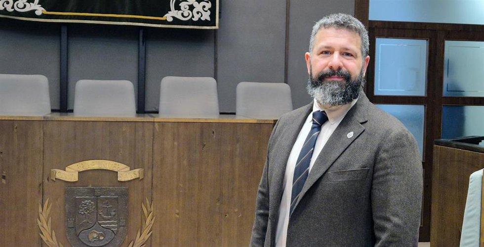 Javier Añibarro, nuevo decano de la Facultad de Filosofía y Letras de la UC