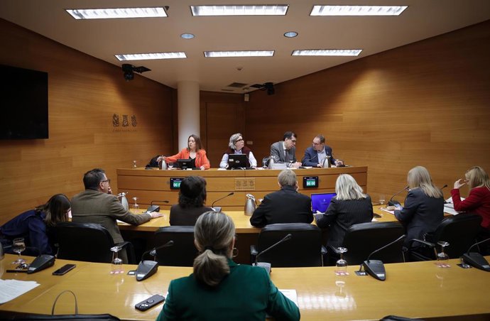 Comissió de Família, Política Social i Igualtat de Les Corts