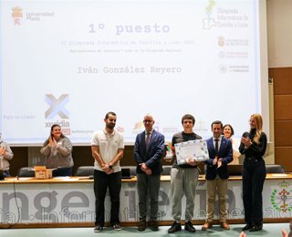 Iván González Reyero, estudiante de cuarto curso de ESO en el IES Eras de Renueva de León, ha logrado el primer premio de la VI Olimpiada Informática de Castilla y León celebrada en la ULE.