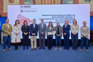 Firma de un convenio entre el Cabildo de Tenerife y cinco entidades sociales para combatir el sinhogarismo