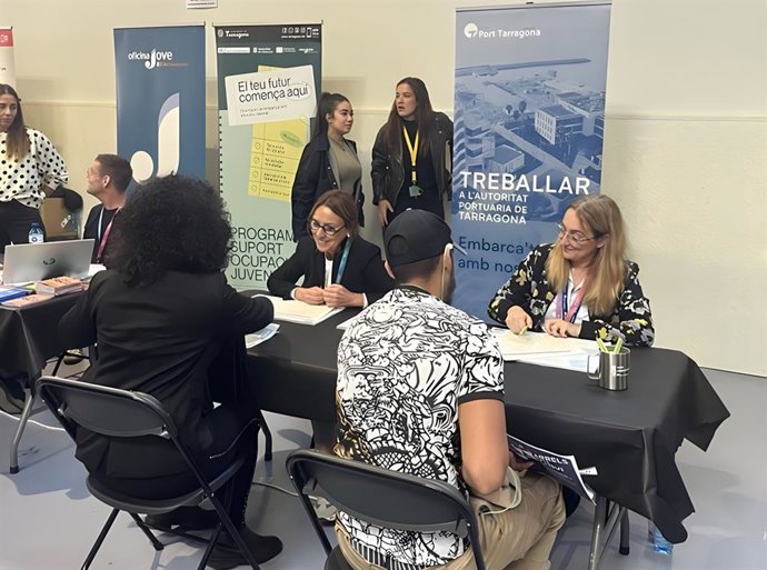 Fotografia d'un estand informatiu del Port de Tarragona