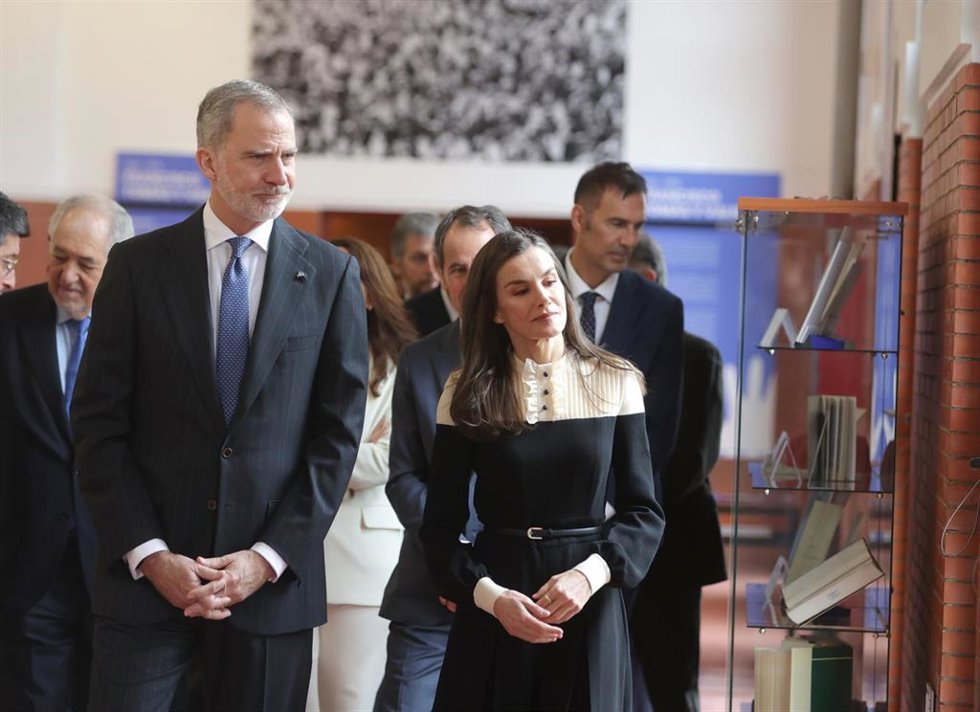 El rey Felipe VI y la reina Letizia visitan la exposición In Memoriam Tomás y Valiente. 1996-2026, a 13 de febrero de 2026, en Madrid (España).