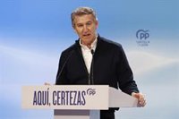 Feijóo carga contra Sánchez por no aprobar medidas de ayuda ante la guerra de Irán y limitarse al 'No a la guerra'