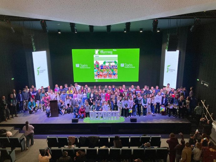 Entrega de premios del XXVIII Circuito Provincial de Campo a Través.