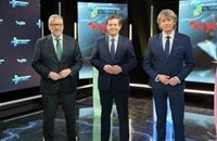 Mañueco se pregunta para qué sirve votar a Vox cuando no pacta con nadie y Pollán asegura que quieren gobernar