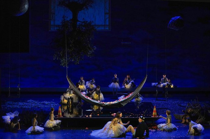 Estreno de  la nueva producción de 'El sueño de una noche de verano' este martes