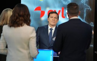 El candidato del PP, Alfonso Fernández Mañueco, en el debate electoral de CyLTV