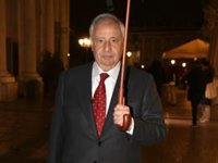 Fernando Martínez de Irujo reaparece tras su ausencia en el homenaje a su madre, la Duquesa de Alba