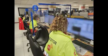 Cuatro heridos de diversa consideración tras colisionar 3 turismos y un camión a su paso por Telde (Gran Canaria)