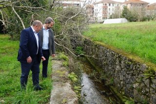 URAk eta Lezamako Udalak Asua ibaia zaharberrituko dute herrigunetik igarotzen den tartean