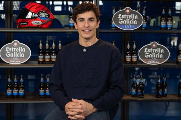 O piloto espanhol de MotoGP Marc Márquez (Ducati) em um evento com a Estrella Galicia 0,0