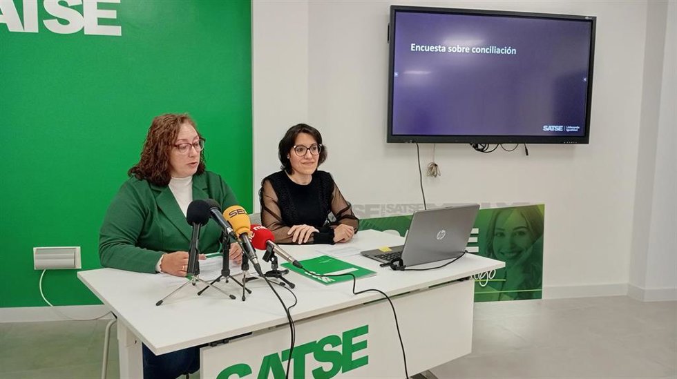 Un momento de la rueda de prensa donde se ha dado a conocer datos del informe.
