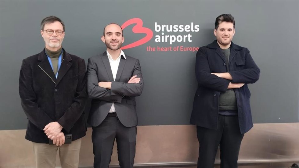 Representantes de la plataforma ciudadana Sevilla Quiere Metro