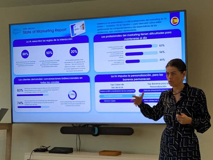 La vicepresidenta Regional de Salesforce, María Ángeles Santos, en la presentación ante la prensa de la décima edición d 'State of Marketing'