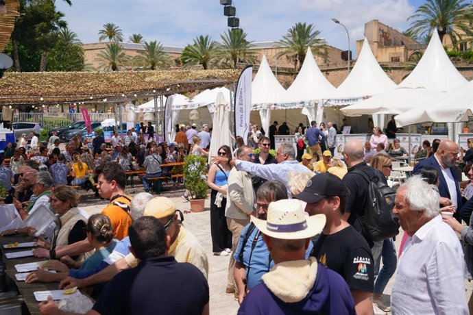 La Fira de la Sardina de Palma, en su primera edición.