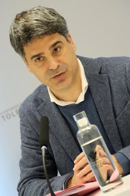 El portavoz municipal de Toledo, Juan José Alcalde, en rueda de prensa.