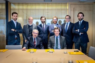 CaixaBank, BBVA y Santander lideran la financiación del capital riesgo en España en 2025, según DC Advisory.