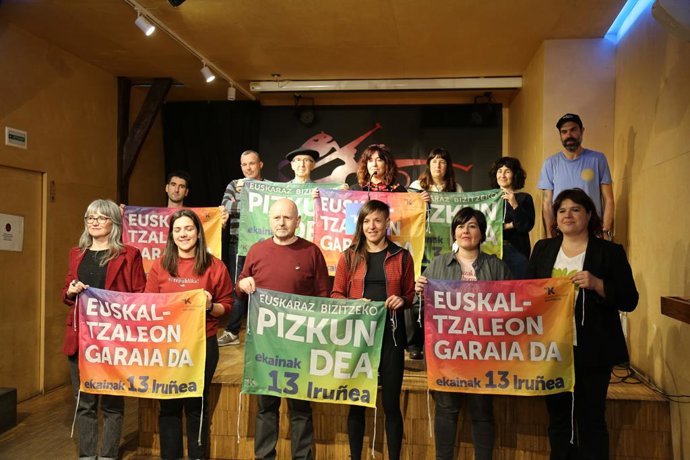 Kontseiluak Iruñeko kaleak betetzera deitu du ekainaren 13an 'Euskaltzaleon Martxa' lelopean