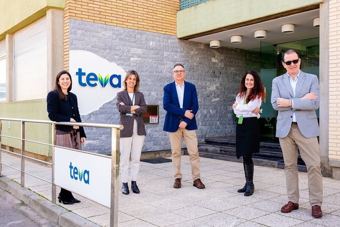 La secretaria general de la Asociación Española de Medicamentos Genéricos (AESEG), Elena Casaus, ha señalado que "la fabricación de medicamentos genéricos en España representa una aportación sanitaria, social e industrial".