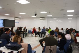 Estudiantes de la Universidad de Sevilla (US) que participarán en el Programa Mentoring Transformador de la Real Academia de Ingeniería.