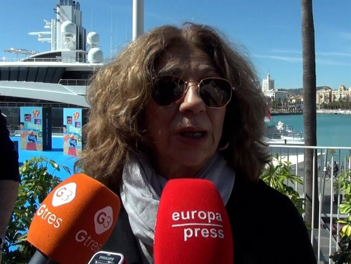 Lolita Flores presume del talento de su hija, Elena Furiase