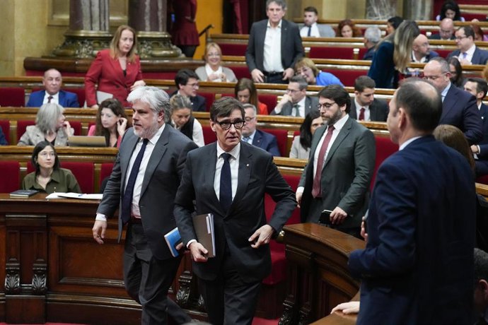 El president de la Generalitat, Salvador Illa, durante el pleno del Parlament de Catalunya, a 11 de marzo de 2026, en Barcelona, Catalunya (España).