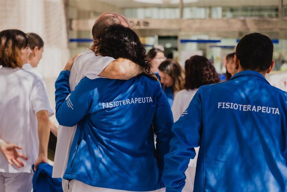 Archivo - Un gruo de fisioterapeutas
