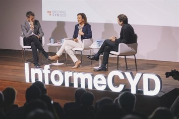 La presidenta de Banco Santander, Ana Botín, durante la presentación del Informe CYD 2025.