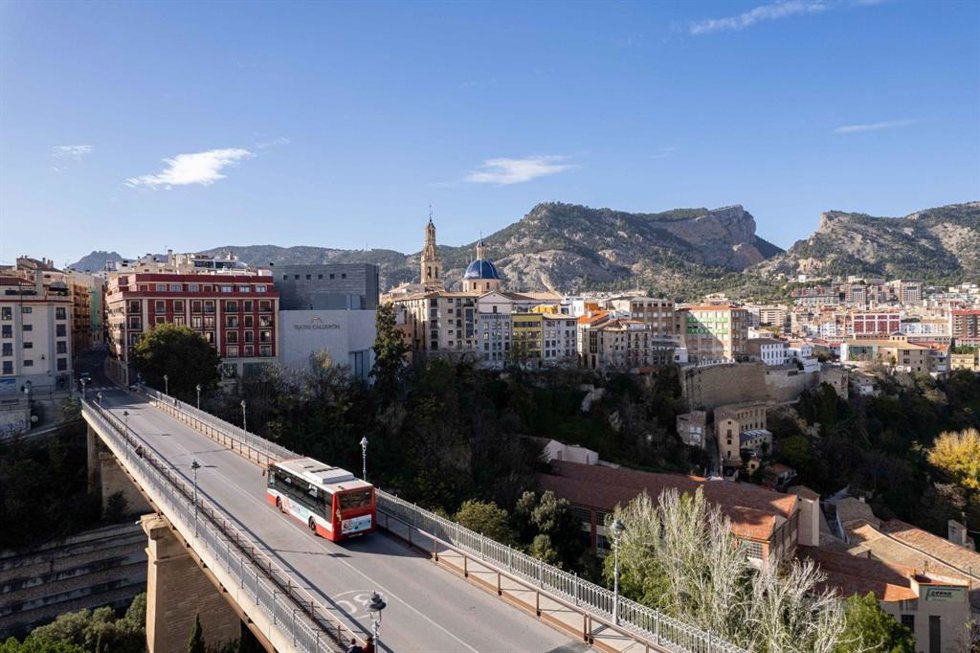 Archivo - Imagen de la ciudad de Alcoi (Alicante)