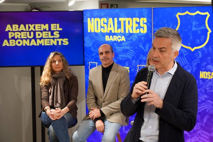 El candidato a la presidencia del FC Barcelona Víctor Font en un acto de 'Nosaltres'