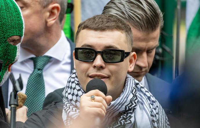 Archivo - Uno de los miembros del grupo de rap Kneecap, Liam Óg Ó hAnnaidh, cuyo nombre artístico es Mo Chara.