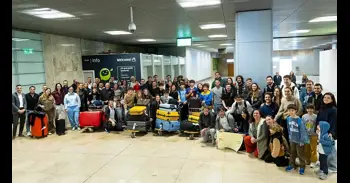 El avión fletado por la RFEF en Arabia Saudí para evacuar a españoles llega a Madrid