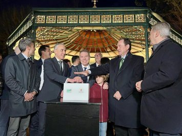 Inauguración de la iluminación artística de la Fuente Agria.