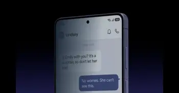La nueva ansiedad digital: 8 de cada 10 españoles temen que alguien mire la pantalla de su móvil en espacios públicos