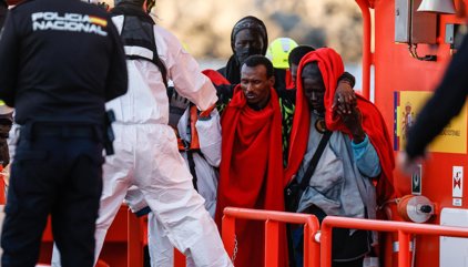 Los inmigrantes en situación irregular tendrán garantizado el acceso a la sanidad pública desde este viernes