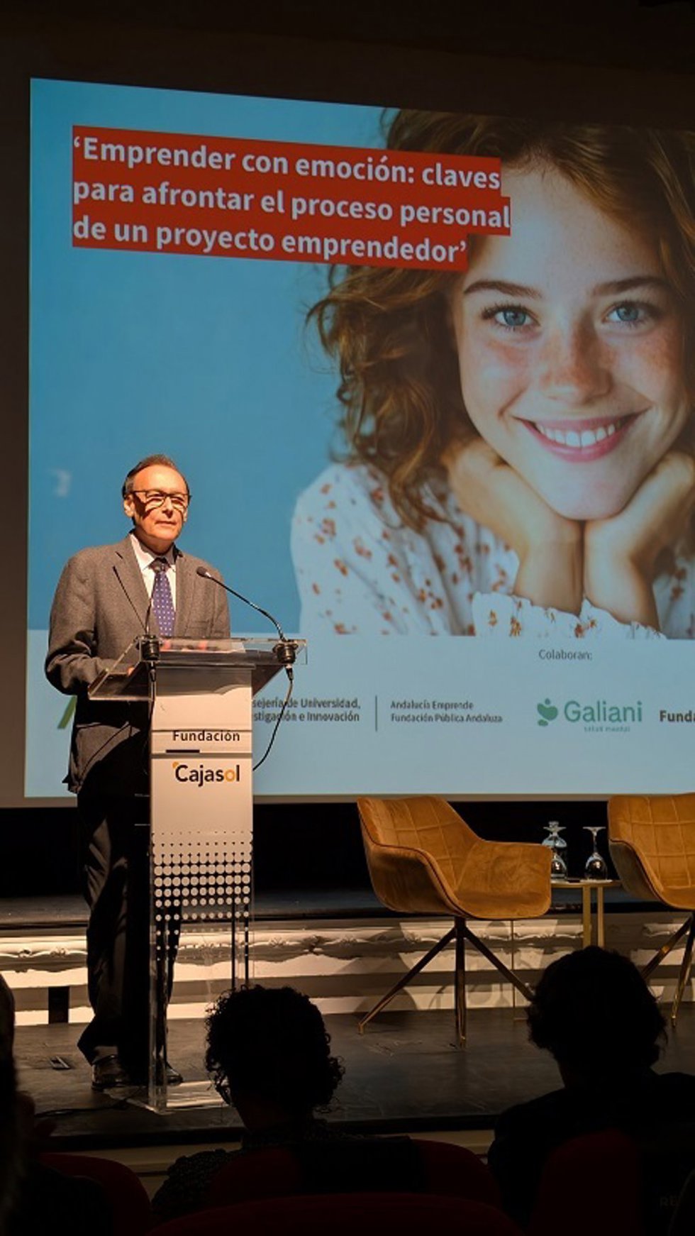 El consejero de Universidad, José Carlos Gómez Villamandos, en la inauguración de la jornada 'Emprender con emoción: claves para afrontar el proceso personal de un proyecto emprendedor'.