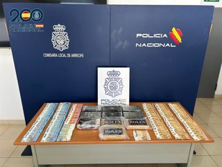 Dinero y cocaína incautada en Lanzarote
