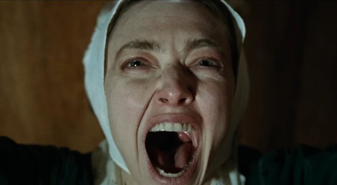 Archivo - Amanda Seyfried lidera una secta en el tráiler de El testamento de Anne Lee