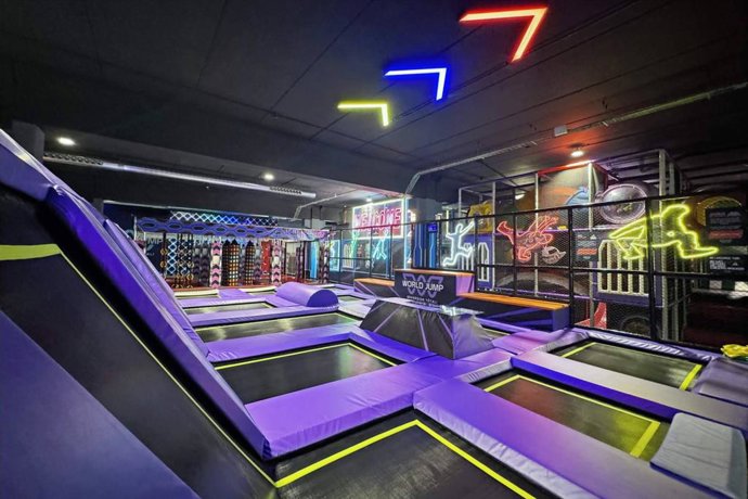 Top planes con camas elásticas en Madrid para disfrutar del ocio activo