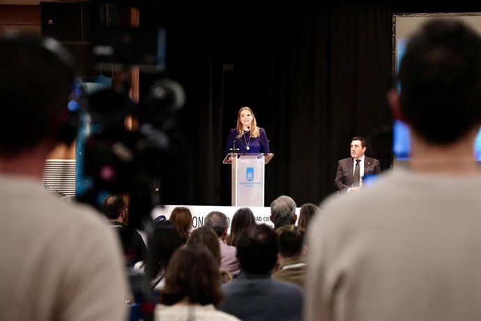 La presidenta del Govern, Marga Prohens, en el acto inaugural del XXXI Congreso AVESA.