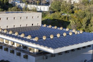 Planta fotovoltaica para autoconsumo en la Casa Colón.