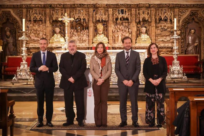 Inauguración del foro 'Patrimonio mundial y turismo: una unión imbatible' en La Seo de Zaragoza
