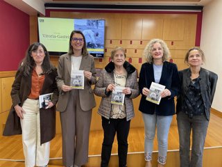 Vitoria-Gasteiz eta bere kontseiluak. Amamengandik bilobengana' argitalpena aurkeztu dute