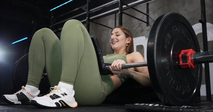 Distrito Estudio revela su fórmula para potenciar el rendimiento diario con solo tres horas de entrenamiento semanales.